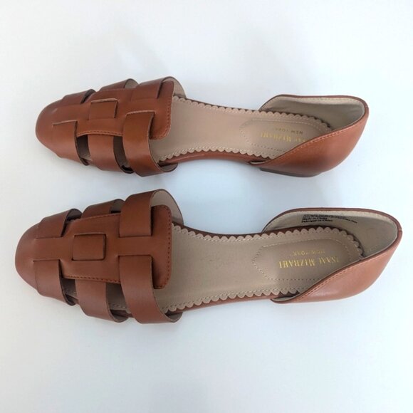 Isaac Mizrahi Tan Woven Flats - Picture 1 of 4